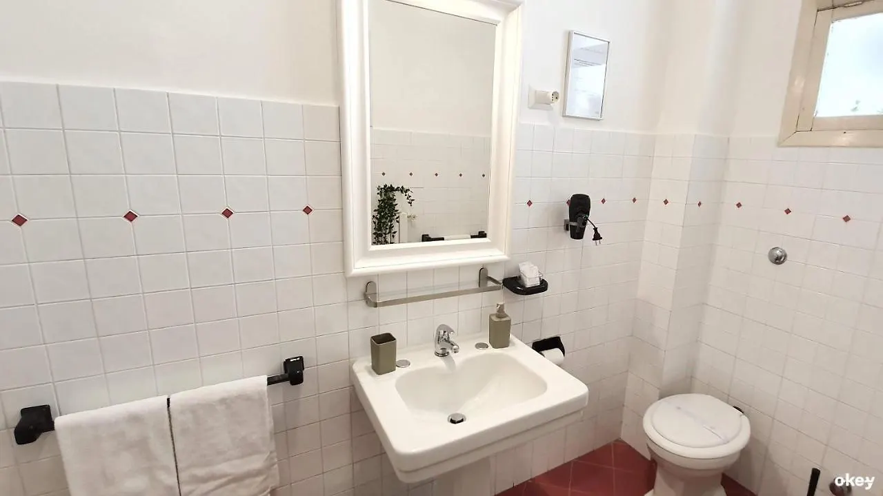 Apulian Central Apartment - Bari Centro 0*,  Italy